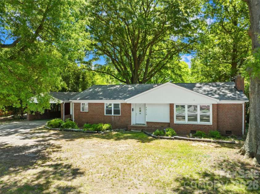 4418 Sharon Amity Road, Charlotte, NC 28205.  MLS# CAR4385812, YatesRealty ID 36023. 