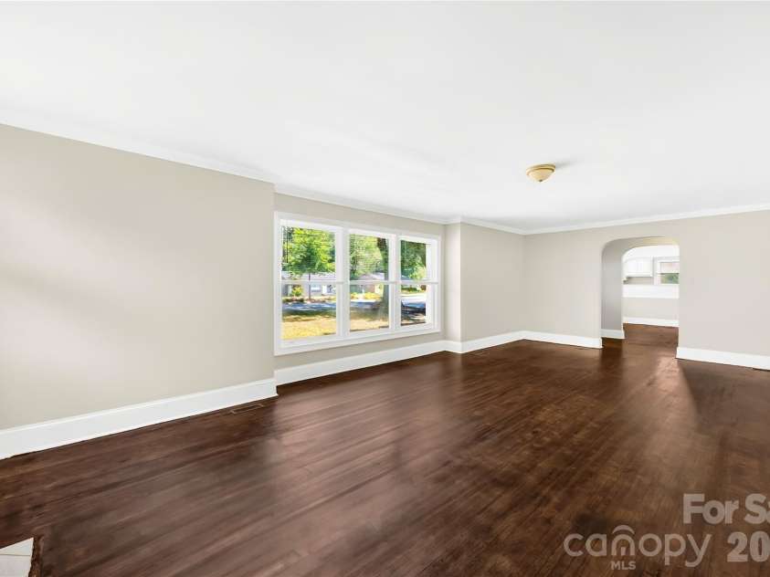 4418 Sharon Amity Road, Charlotte, NC 28205.  MLS# CAR4385812, YatesRealty ID 36023. 