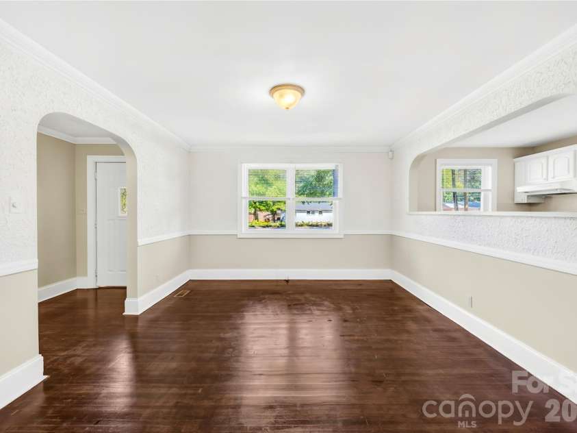 4418 Sharon Amity Road, Charlotte, NC 28205.  MLS# CAR4385812, YatesRealty ID 36023. 