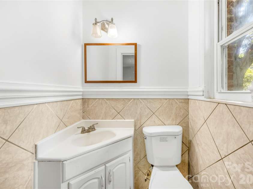 4418 Sharon Amity Road, Charlotte, NC 28205.  MLS# CAR4385812, YatesRealty ID 36023. 