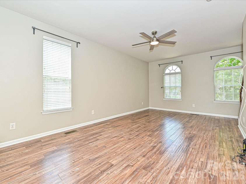 19791 Playwrights Way, Cornelius, NC 28031.  MLS# CAR4388972, YatesRealty ID 36024. Great Room