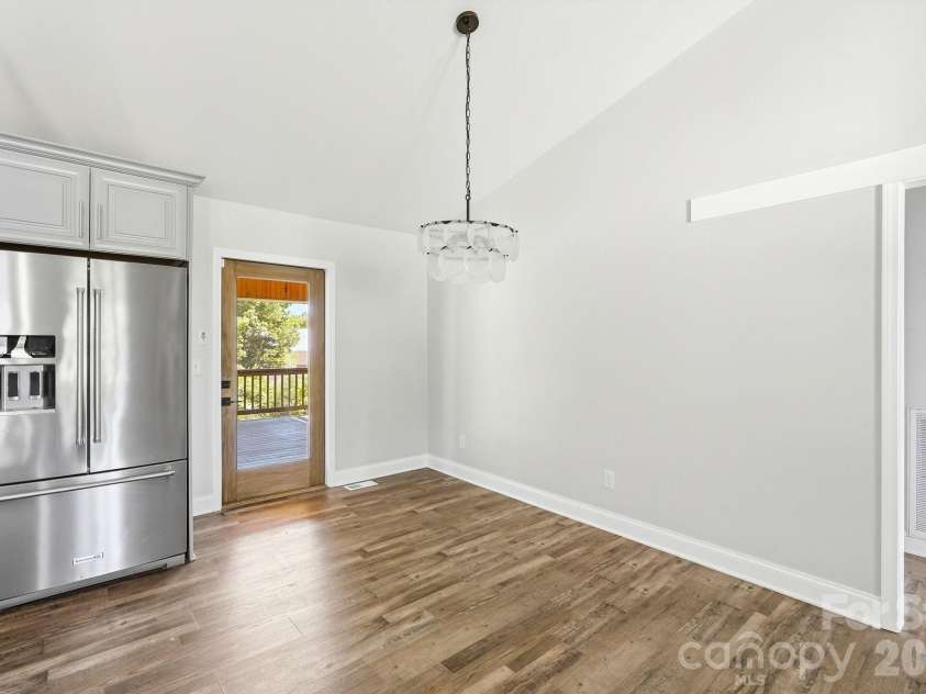 169 Old Brushy Drive, Lexington, NC 27292.  MLS# CAR4393911, YatesRealty ID 36025. 