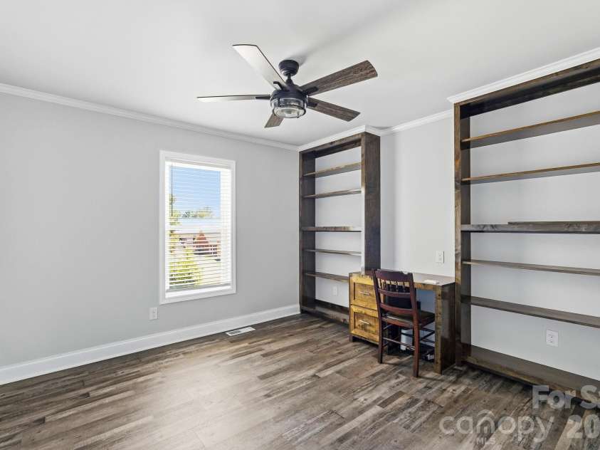 169 Old Brushy Drive, Lexington, NC 27292.  MLS# CAR4393911, YatesRealty ID 36025. 