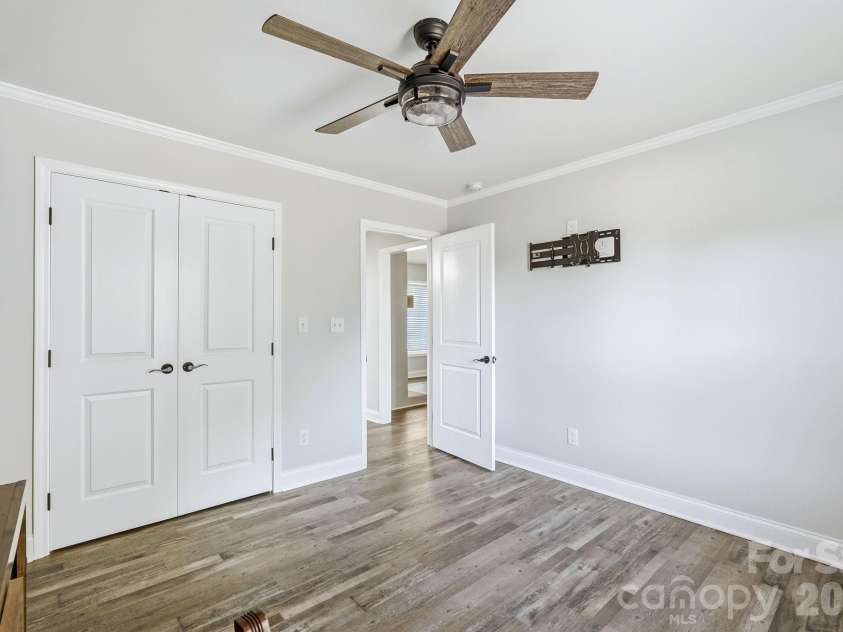169 Old Brushy Drive, Lexington, NC 27292.  MLS# CAR4393911, YatesRealty ID 36025. 