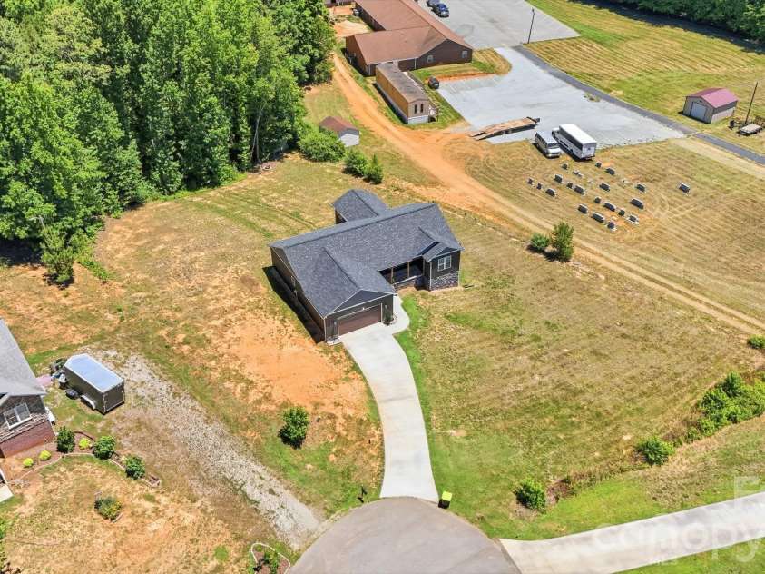 169 Old Brushy Drive, Lexington, NC 27292.  MLS# CAR4393911, YatesRealty ID 36025. 