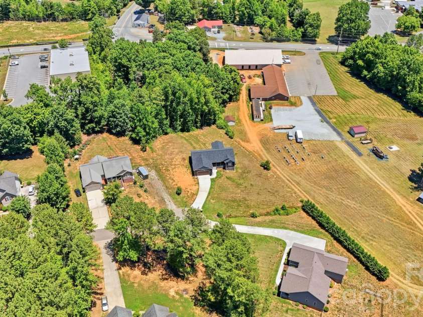 169 Old Brushy Drive, Lexington, NC 27292.  MLS# CAR4393911, YatesRealty ID 36025. 