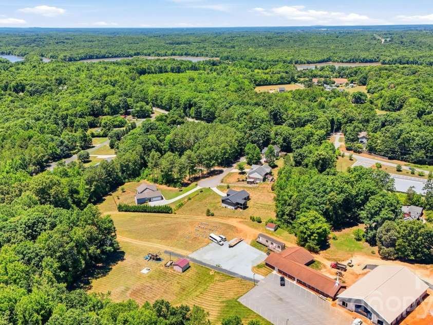 169 Old Brushy Drive, Lexington, NC 27292.  MLS# CAR4393911, YatesRealty ID 36025. 