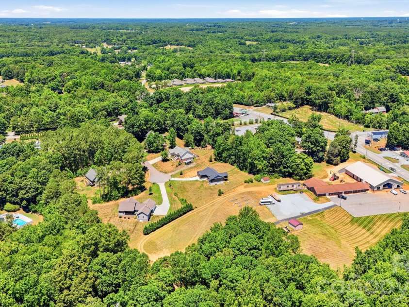 169 Old Brushy Drive, Lexington, NC 27292.  MLS# CAR4393911, YatesRealty ID 36025. 