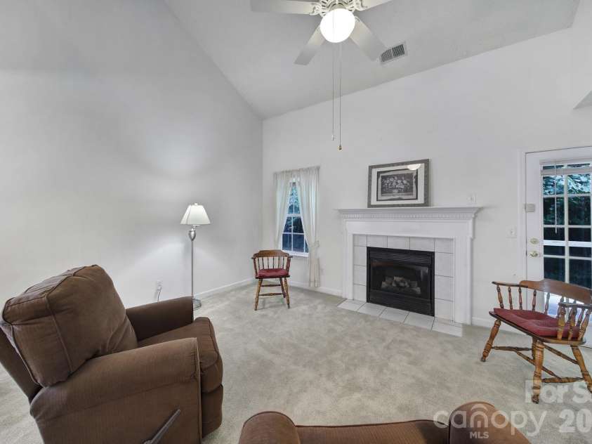 2441 Marett Boulevard, Rock Hill, SC 29732.  MLS# CAR4392431, YatesRealty ID 36026. 