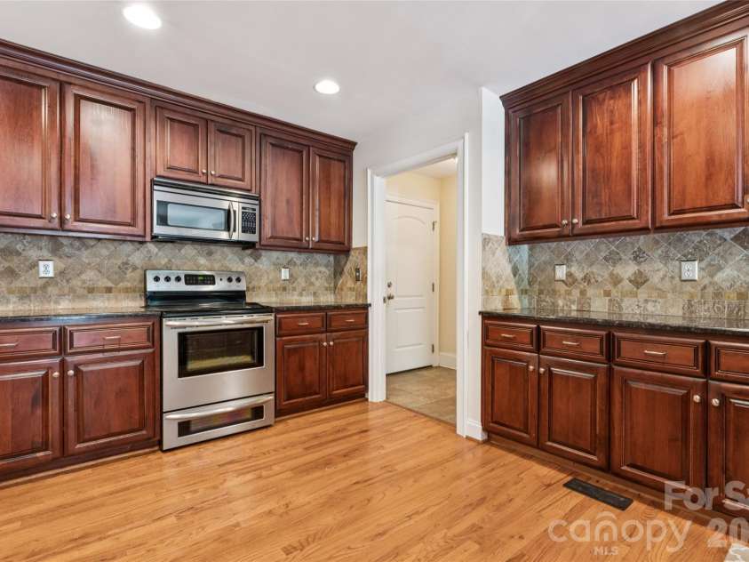 9517 Truelight Church Road, Charlotte, NC 28227.  MLS# CAR4398488, YatesRealty ID 36028. 