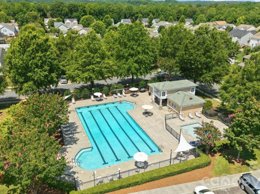 5214 Coffeeberry Lane, Charlotte, NC 28227.  MLS# CAR4398838, YatesRealty ID 36029. 