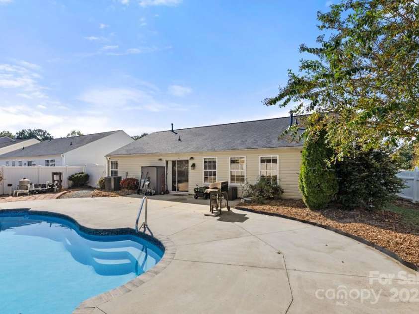 1010 Glen Hollow Drive, Indian Trail, NC 28079.  MLS# CAR4305225, YatesRealty ID 3603. 