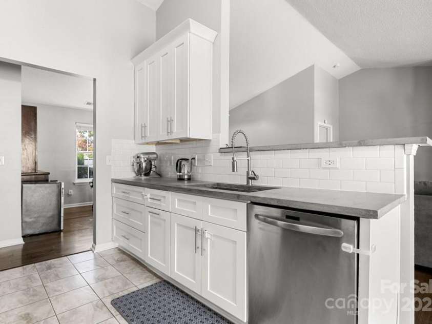 1010 Glen Hollow Drive, Indian Trail, NC 28079.  MLS# CAR4305225, YatesRealty ID 3603. 