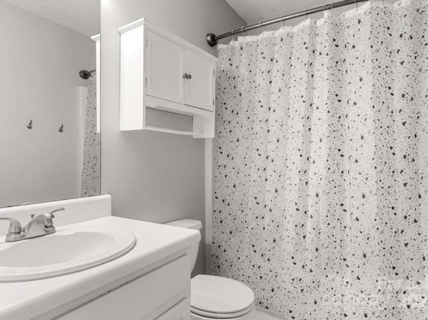 1010 Glen Hollow Drive, Indian Trail, NC 28079.  MLS# CAR4305225, YatesRealty ID 3603. 