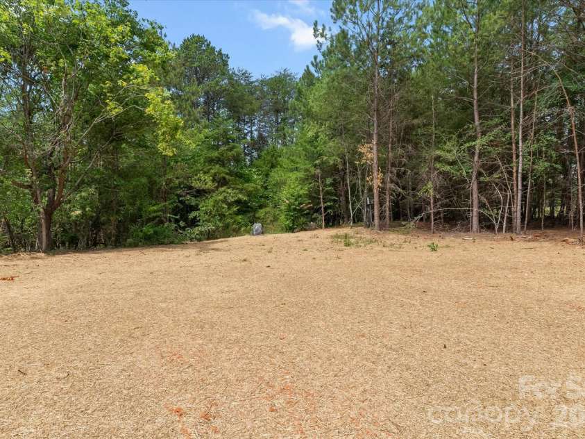 214 Lockhard Circle, Troutman, NC 28166.  MLS# CAR4399868, YatesRealty ID 36030. 