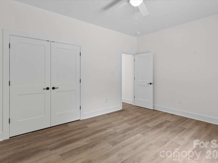 214 Lockhard Circle, Troutman, NC 28166.  MLS# CAR4399868, YatesRealty ID 36030. 