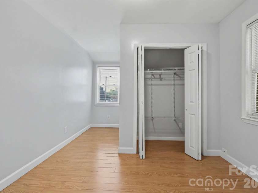 6739 Old Meadow Road, Charlotte, NC 28227.  MLS# CAR4401893, YatesRealty ID 36031. 