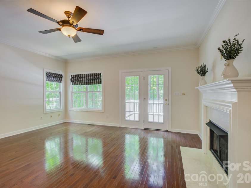 14125 Montecastillo Place, Charlotte, NC 28278.  MLS# CAR4394148, YatesRealty ID 36035. 