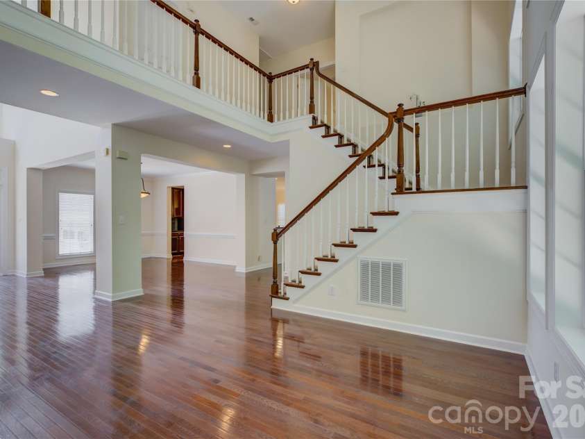 14125 Montecastillo Place, Charlotte, NC 28278.  MLS# CAR4394148, YatesRealty ID 36035. 