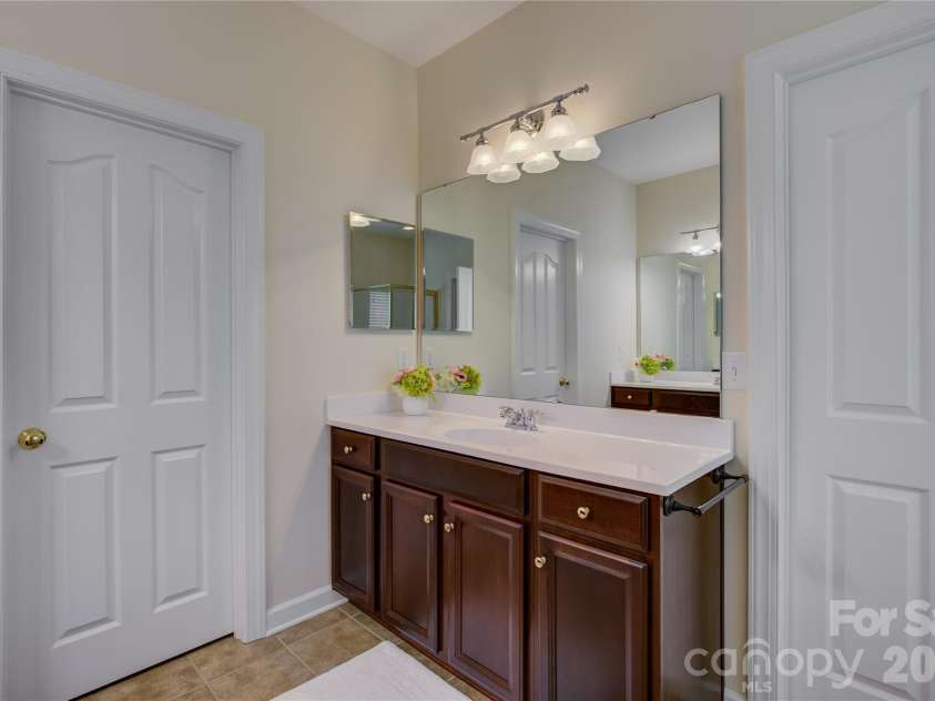14125 Montecastillo Place, Charlotte, NC 28278.  MLS# CAR4394148, YatesRealty ID 36035. 