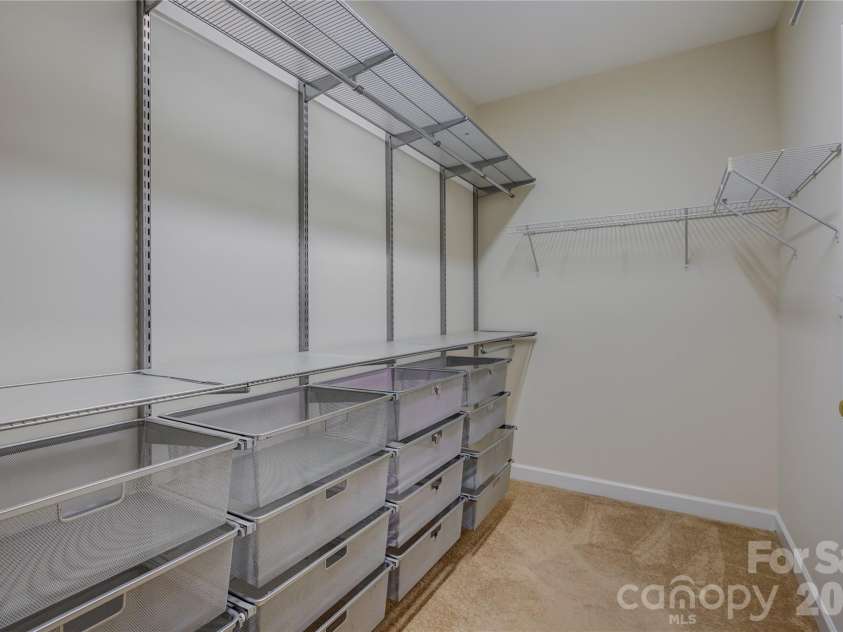 14125 Montecastillo Place, Charlotte, NC 28278.  MLS# CAR4394148, YatesRealty ID 36035. 