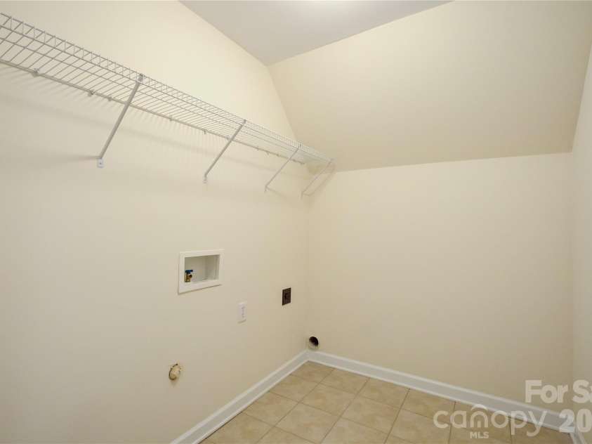 14125 Montecastillo Place, Charlotte, NC 28278.  MLS# CAR4394148, YatesRealty ID 36035. 