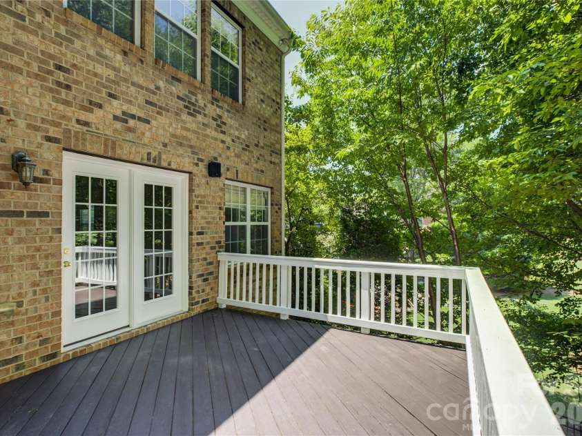 14125 Montecastillo Place, Charlotte, NC 28278.  MLS# CAR4394148, YatesRealty ID 36035. 