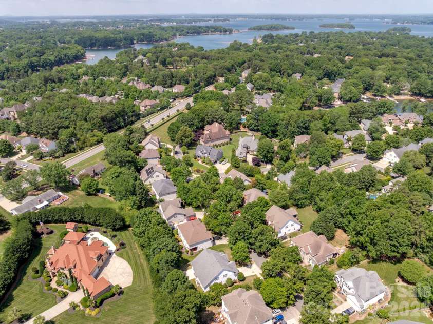 20307 Southshore Drive, Cornelius, NC 28031.  MLS# CAR4395285, YatesRealty ID 36036. Aerial view of neighborhood looking north