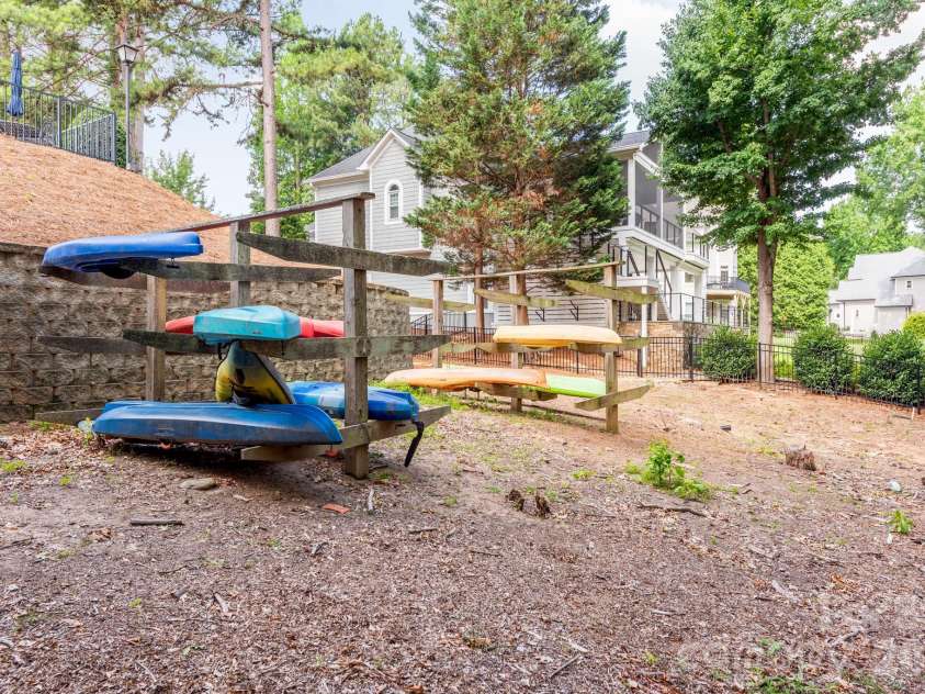 20307 Southshore Drive, Cornelius, NC 28031.  MLS# CAR4395285, YatesRealty ID 36036. Community Area