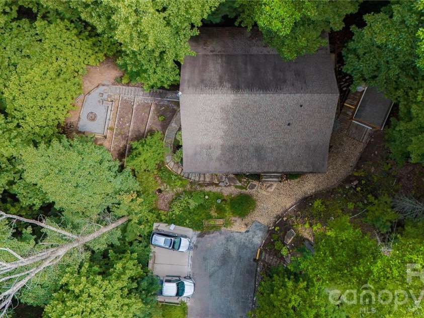 700 Howard Drive, Lake Lure, NC 28746.  MLS# CAR4396697, YatesRealty ID 36039. 
