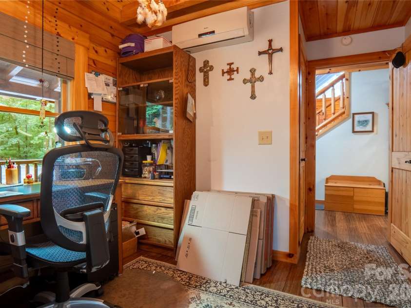 700 Howard Drive, Lake Lure, NC 28746.  MLS# CAR4396697, YatesRealty ID 36039. 