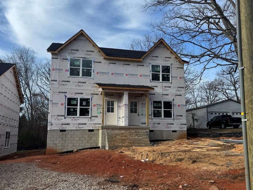 212 Yadkin Avenue, Spencer, NC 28159.  MLS# CAR4337755, YatesRealty ID 3604. 