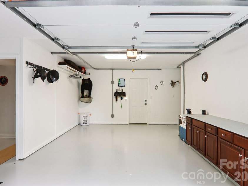 7 Higel Lane, Maggie Valley, NC 28751.  MLS# CAR4400794, YatesRealty ID 36040. 