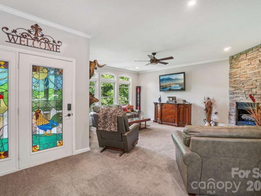 7 Higel Lane, Maggie Valley, NC 28751.  MLS# CAR4400794, YatesRealty ID 36040. Beautiful glass front doors
