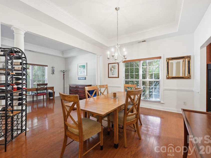 4405 Squirrel Trail Lane, Charlotte, NC 28269.  MLS# CAR4387665, YatesRealty ID 36043. 