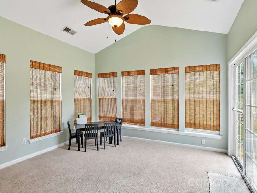 1038 Pepperwood Place, Lake Wylie, SC 29710.  MLS# CAR4388372, YatesRealty ID 36044. Flex Space