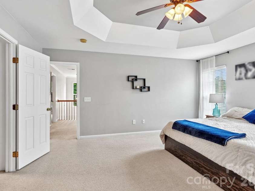 1038 Pepperwood Place, Lake Wylie, SC 29710.  MLS# CAR4388372, YatesRealty ID 36044. Primary Bedroom