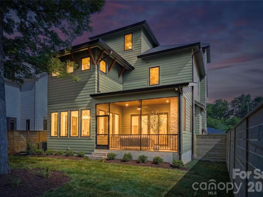 709 Bertonley Avenue, Charlotte, NC 28211.  MLS# CAR4378882, YatesRealty ID 36046. 
