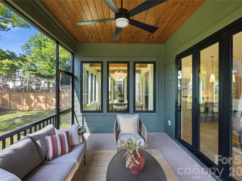 709 Bertonley Avenue, Charlotte, NC 28211.  MLS# CAR4378882, YatesRealty ID 36046. 
