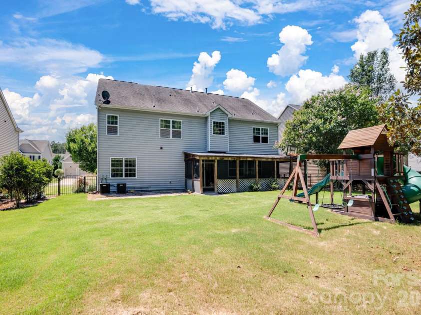 4672 Carrington Drive, Lancaster, SC 29720.  MLS# CAR4389386, YatesRealty ID 36047. Backyard