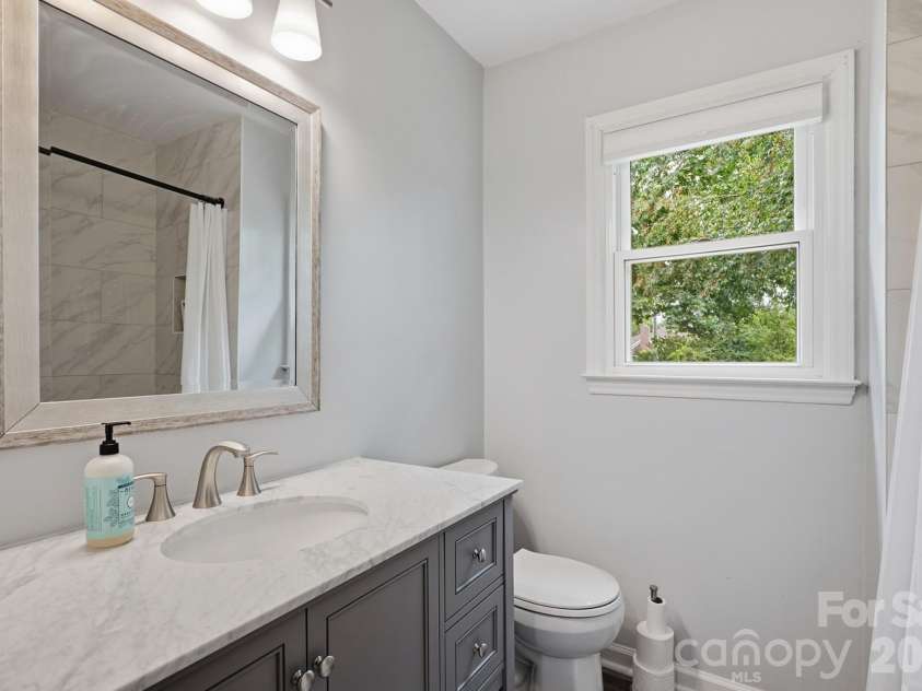 8614 Ducksbill Drive, Charlotte, NC 28277.  MLS# CAR4394654, YatesRealty ID 36048. 