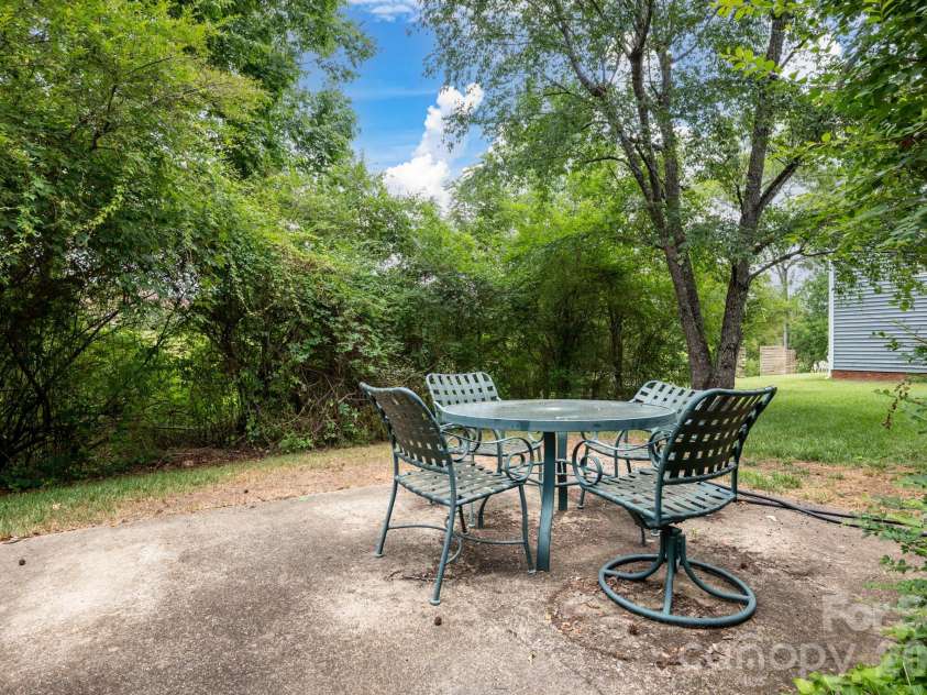 8614 Ducksbill Drive, Charlotte, NC 28277.  MLS# CAR4394654, YatesRealty ID 36048. 