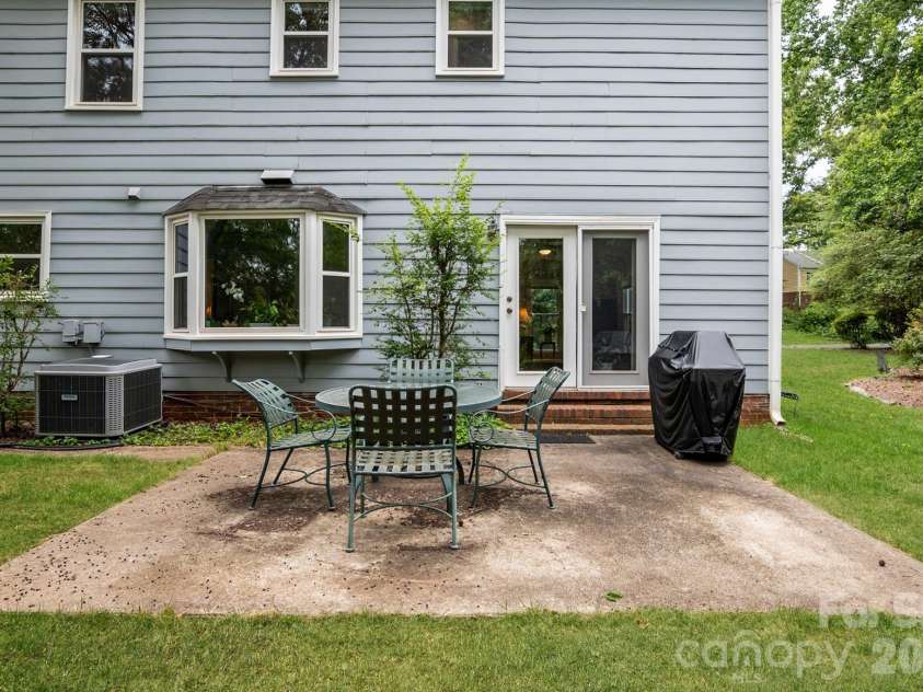 8614 Ducksbill Drive, Charlotte, NC 28277.  MLS# CAR4394654, YatesRealty ID 36048. 