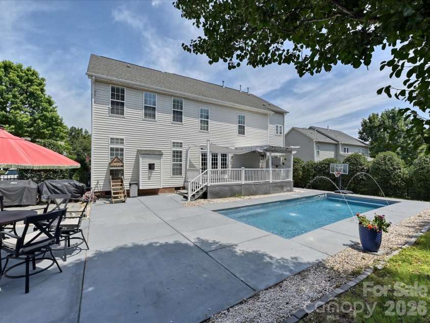 6609 Augustine Way, Charlotte, NC 28270.  MLS# CAR4398233, YatesRealty ID 36052. 