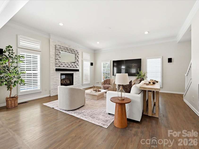 6609 Augustine Way, Charlotte, NC 28270.  MLS# CAR4398233, YatesRealty ID 36052. Family Room