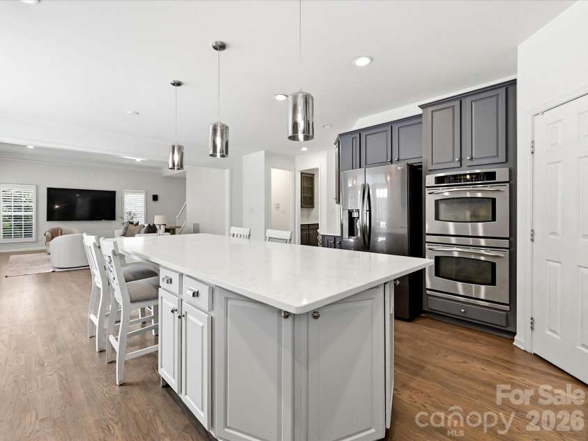 6609 Augustine Way, Charlotte, NC 28270.  MLS# CAR4398233, YatesRealty ID 36052. Kitchen