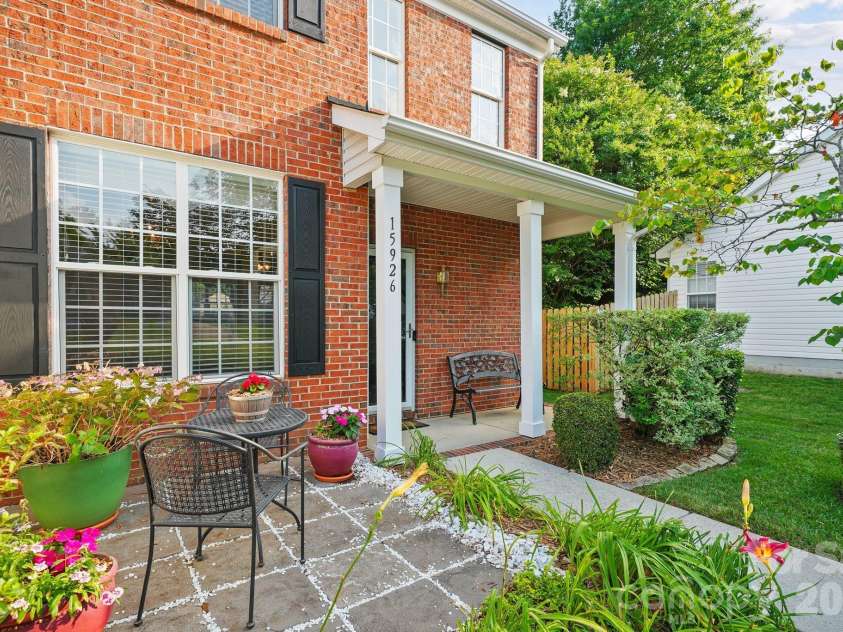 15926 Bubbling Branch Lane, Charlotte, NC 28273.  MLS# CAR4399403, YatesRealty ID 36053. 