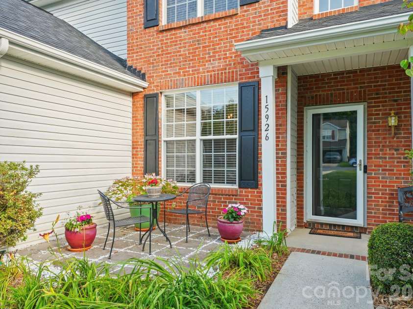 15926 Bubbling Branch Lane, Charlotte, NC 28273.  MLS# CAR4399403, YatesRealty ID 36053. 