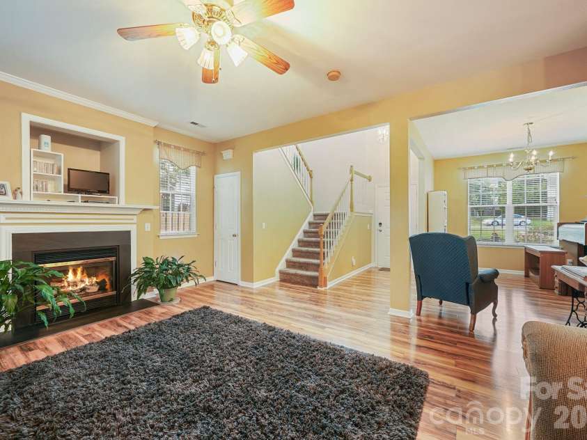 15926 Bubbling Branch Lane, Charlotte, NC 28273.  MLS# CAR4399403, YatesRealty ID 36053. 