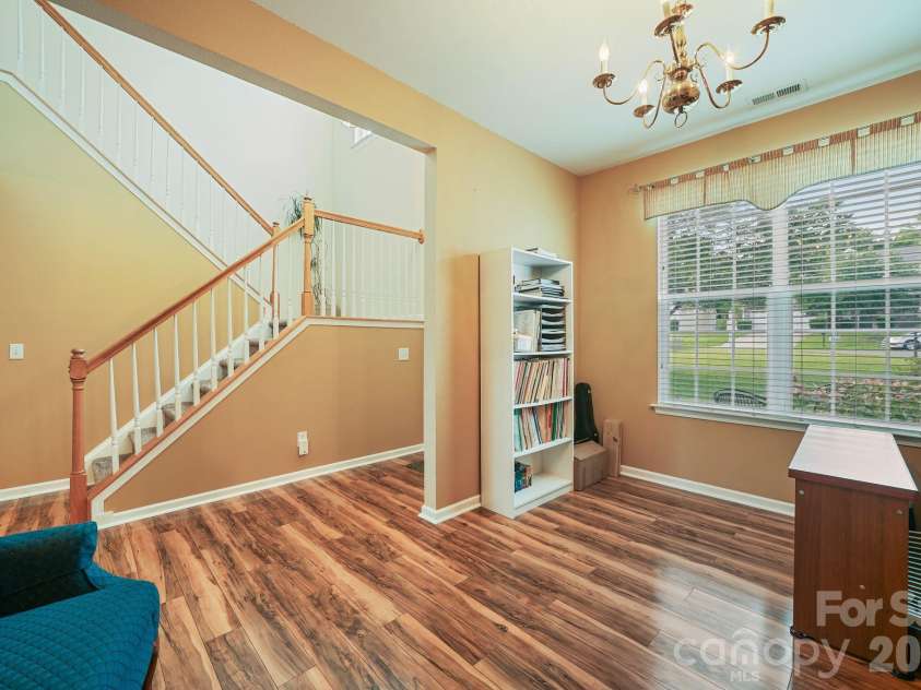 15926 Bubbling Branch Lane, Charlotte, NC 28273.  MLS# CAR4399403, YatesRealty ID 36053. 